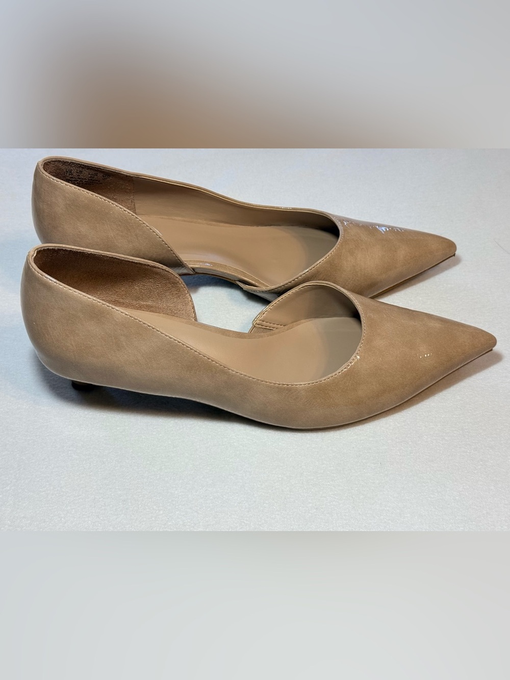 Naturalizer Gallent D'Orsay Pump with Kitten Heel.  Warm Taupe. Size 11 Wide